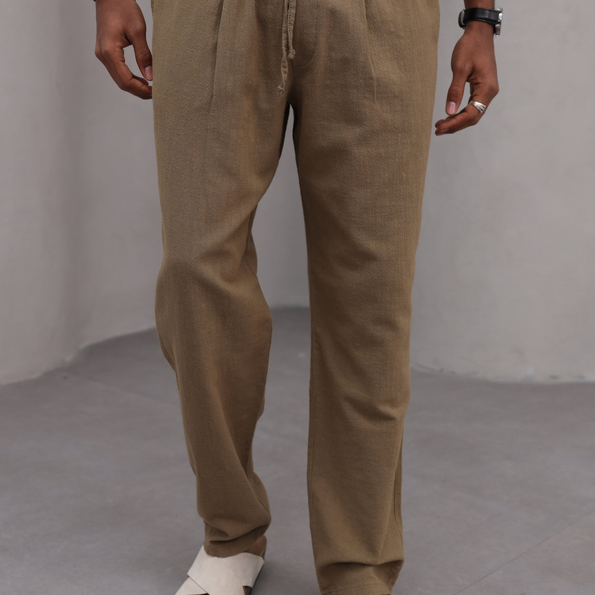 Rahat Kesim Düz Paça %100 Cotton Bağcıklı Erkek Pantolon