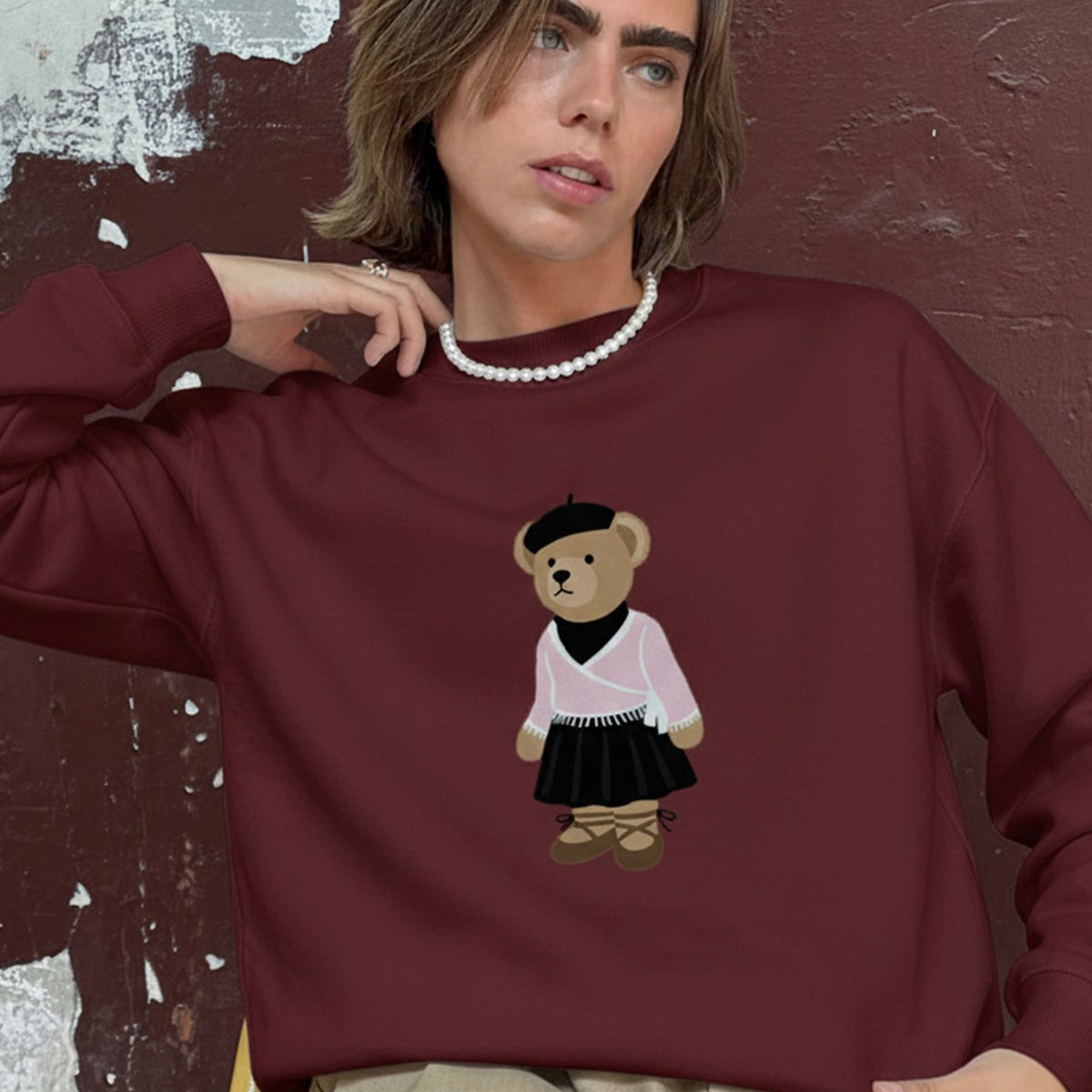 Kadın Oversize Sweatshirt Ballerina Bear Baskılı Bordo – Bisiklet Yaka, 3 İplik Şardonlu Polar