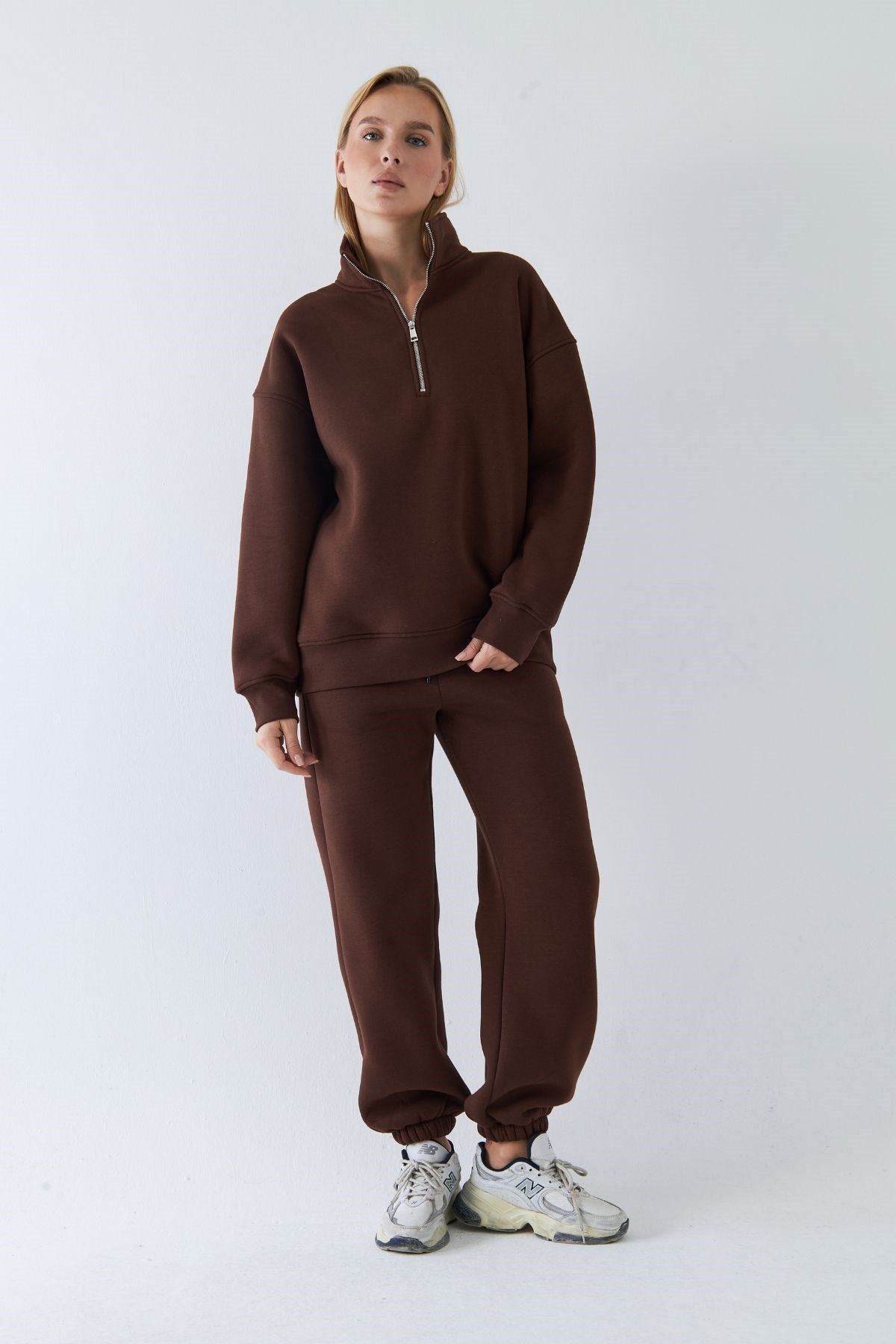 Unisex Oversize Sweatshirt Basic Kahverengi – Yarım Fermuar Dik Yaka, 3 İplik Şardonlu Polar