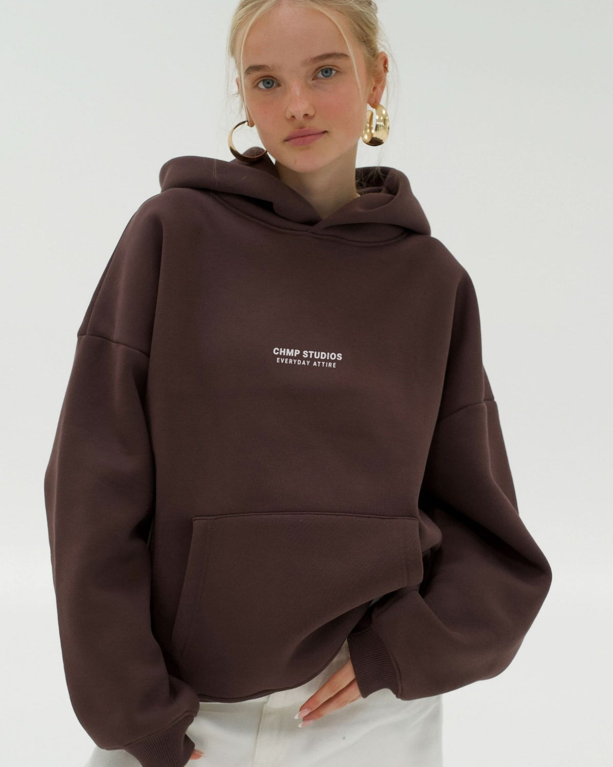 Kadın Oversize Sweatshirt Hoodie CHMP SUDIOS Kahverengi – Kapüşonlu, 3 İplik , Kanguru Cepli
