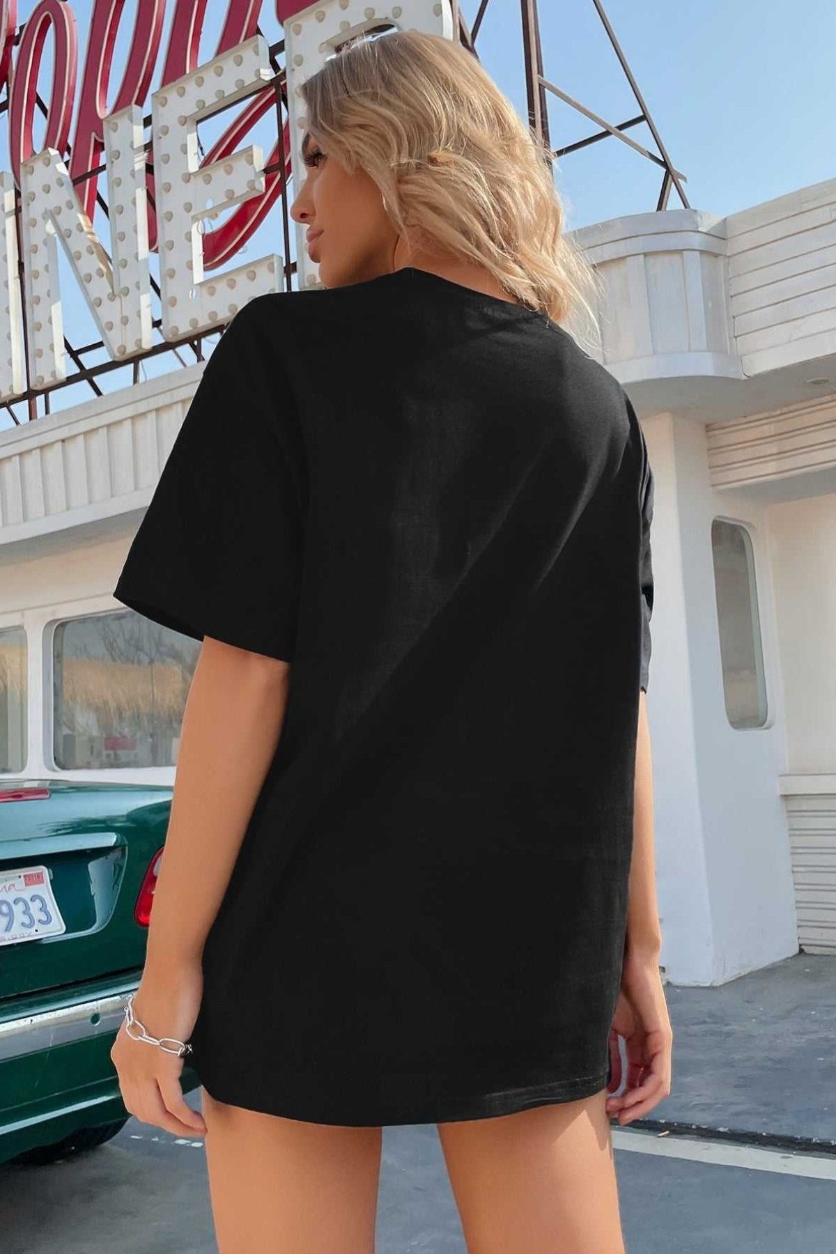 Kadın Oversize Tişört Russian Girl Wishlist Baskılı Siyah – Bisiklet Yaka, Rahat Kalıp, %100 Pamuk