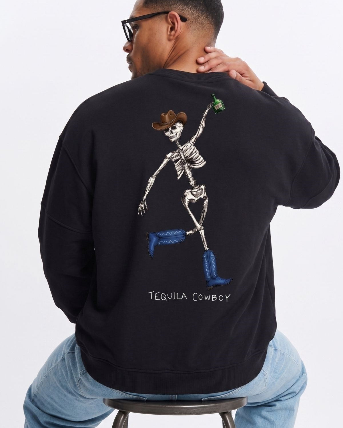 Erkek Oversize Sweatshirt Western Spirit Baskılı Siyah – Bisiklet Yaka, 3 İplik Şardonlu Polar