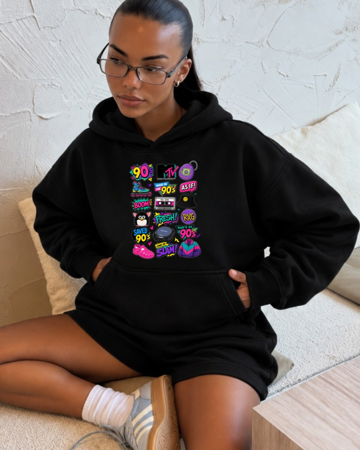 Kadın Oversize Hoodie Sweatshirt 90s Pop Patch Baskılı Siyah – Kapüşonlu, Kanguru Cepli, 3 İplik