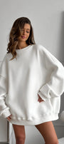 Kadın Oversize Sweatshirt Elbise Basic Beyaz – Bisiklet Yaka, 3 İplik Şardonlu Polar