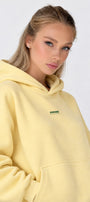 Kadın Oversize Hoodie Amore Baskılı Sarı – Kapüşonlu, Kanguru Cepli, 3 İplik Şardonlu Polar