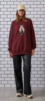 Kadın Oversize Sweatshirt Traveler Bear Baskılı Bordo – Bisiklet Yaka, 3 İplik Şardonlu Polar