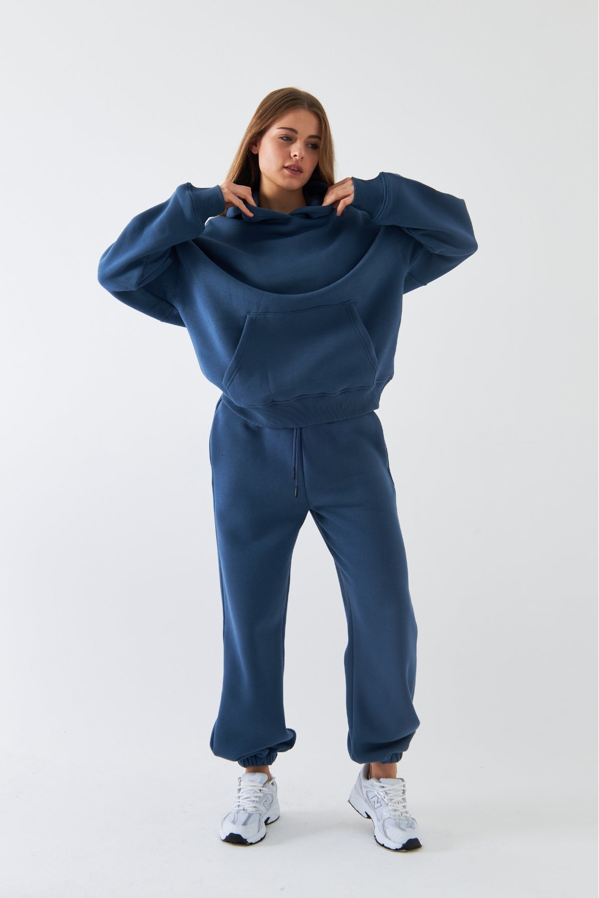 Oversize Unisex Eşofman Takımı Marine – Basic, 3 İplik Şardonlu Polar; Kapüşonlu Üst, Lastikli Alt
