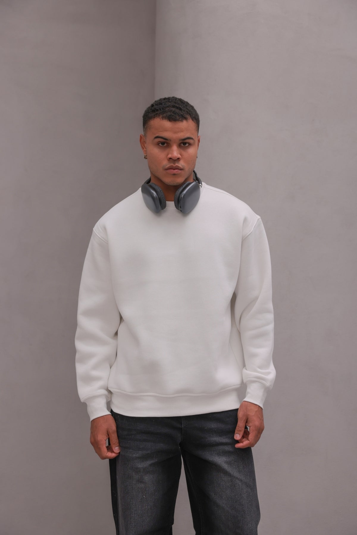 Erkek Oversize Sweatshirt Basic Beyaz – Bisiklet Yaka, 3 İplik Şardonlu Polar