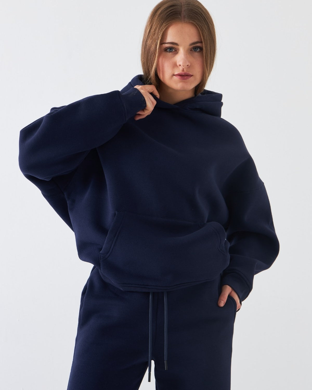 Oversize Unisex Sweatshirt Hoodie Lacivert – Kapüşonlu, 3 İplik Şardonlu Polar, Kanguru Cepli, Basic