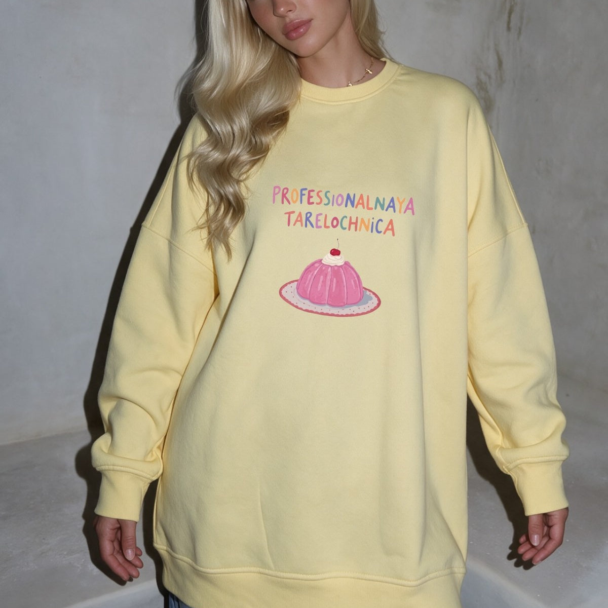 Kadın Oversize Sweatshirt Elbise Sweet Mood Baskılı Sarı – Bisiklet Yaka, 3 İplik Şardonlu Polar