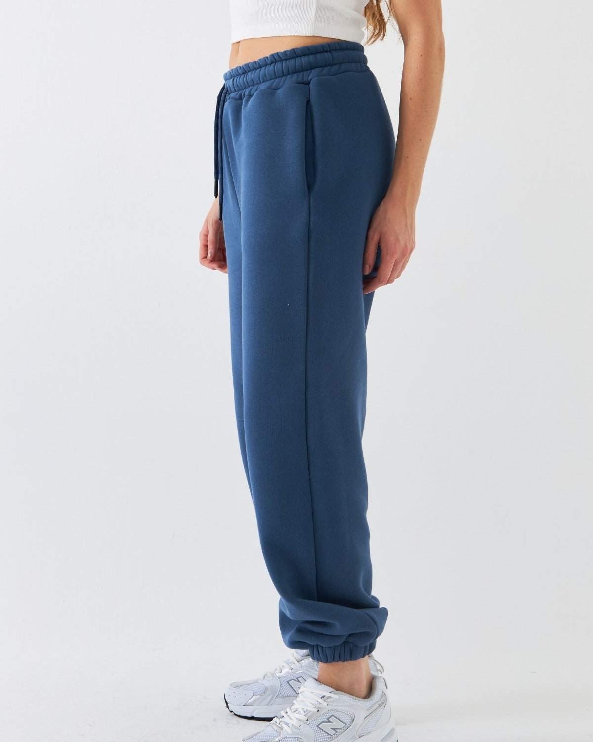 Oversize Unisex Eşofman Altı Marine – 3 İplik Şardonlu, Paça-Bel Lastikli, Cepli, Rahat Kesim