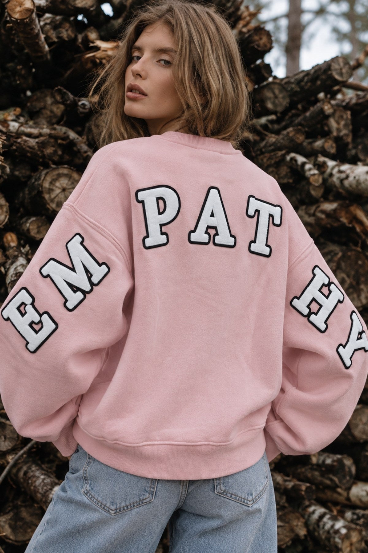 Kadın Oversize Sweatshirt Empathy 3D Baskılı Pembe – Bisiklet Yaka, 3 İplik Şardonlu Polar