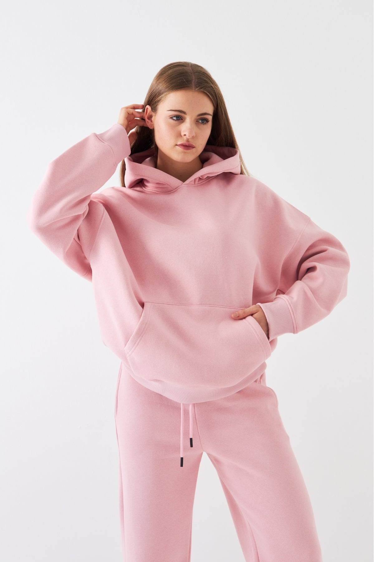 Oversize Unisex Eşofman Takımı Pembe – Basic, 3 İplik Şardonlu Polar; Kapüşonlu Üst, Lastikli Alt