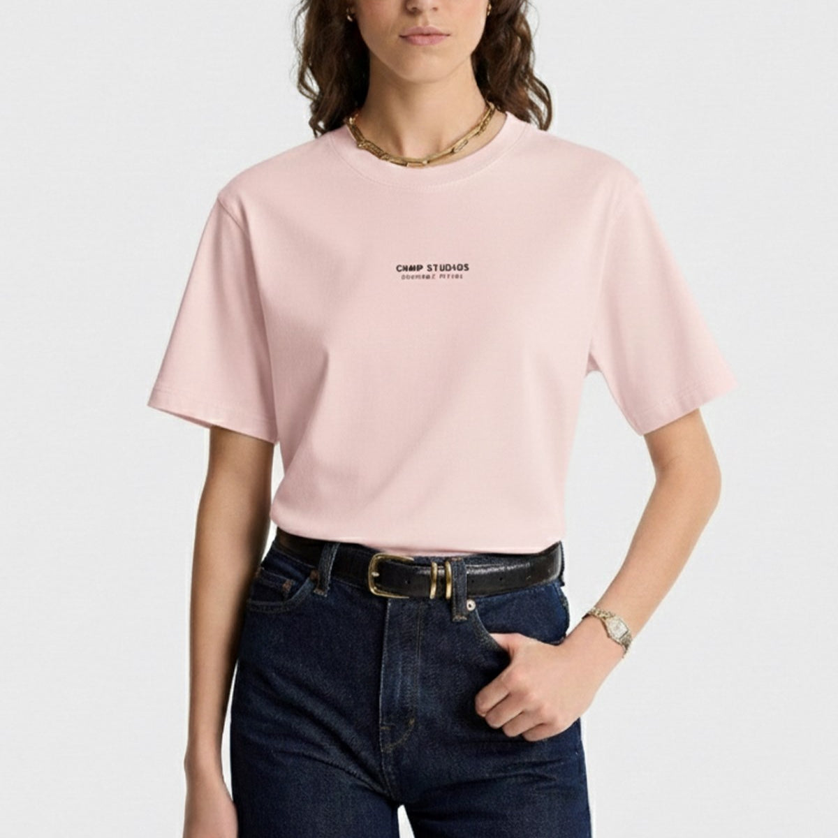 Kadın Oversize Tişört CHMP STUDIOS Baskılı Pembe – Bisiklet Yaka, %100 Pamuk Compact Süprem 24/1