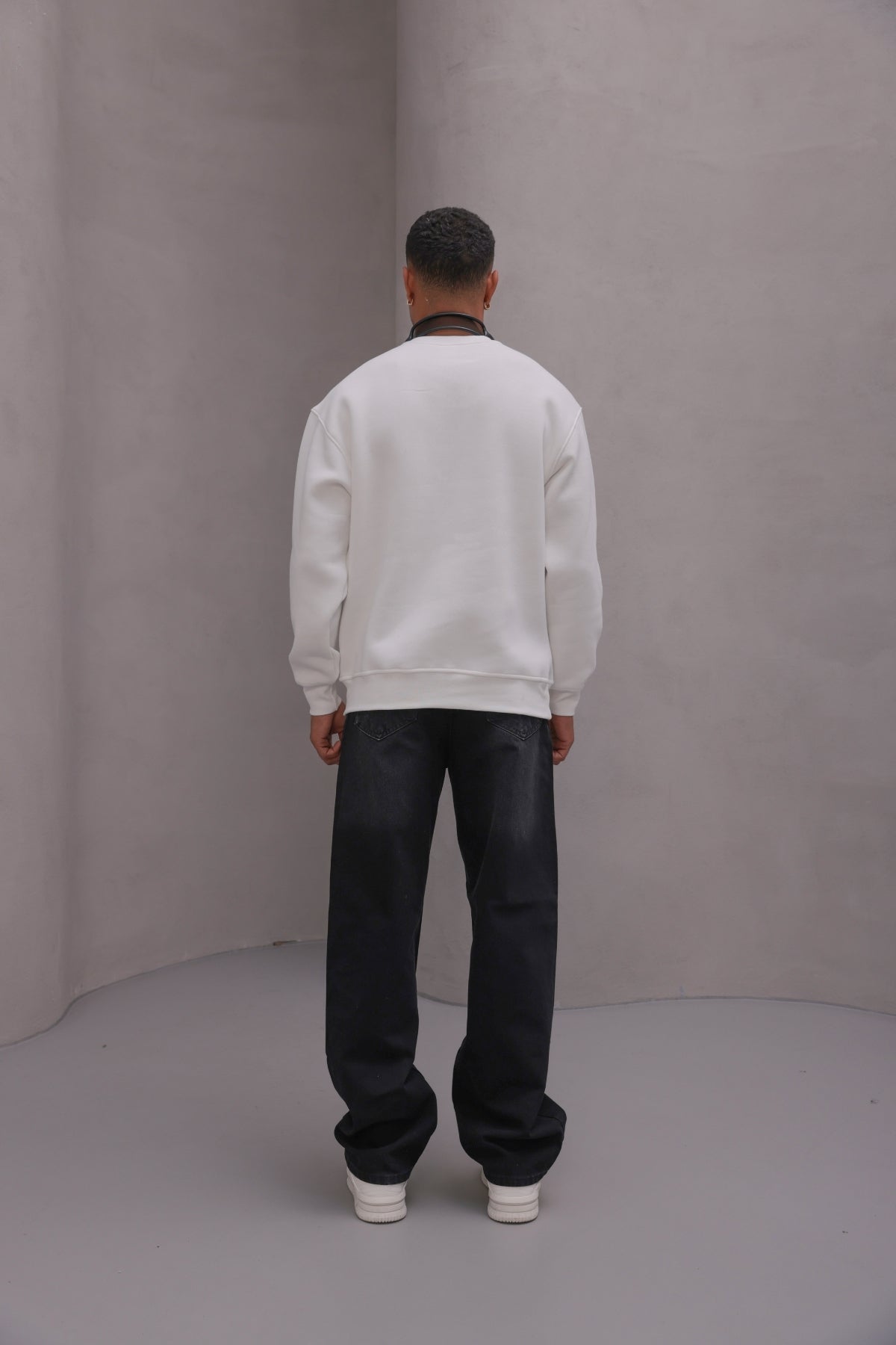 Erkek Oversize Sweatshirt Basic Beyaz – Bisiklet Yaka, 3 İplik Şardonlu Polar