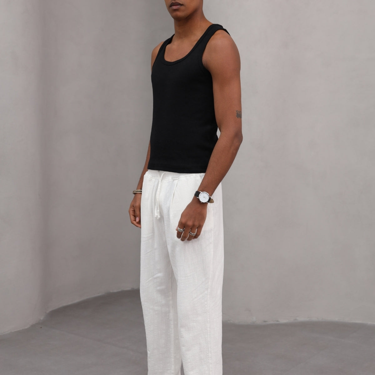 Rahat Kesim Düz Paça %100 Cotton Bağcıklı Erkek Pantolon