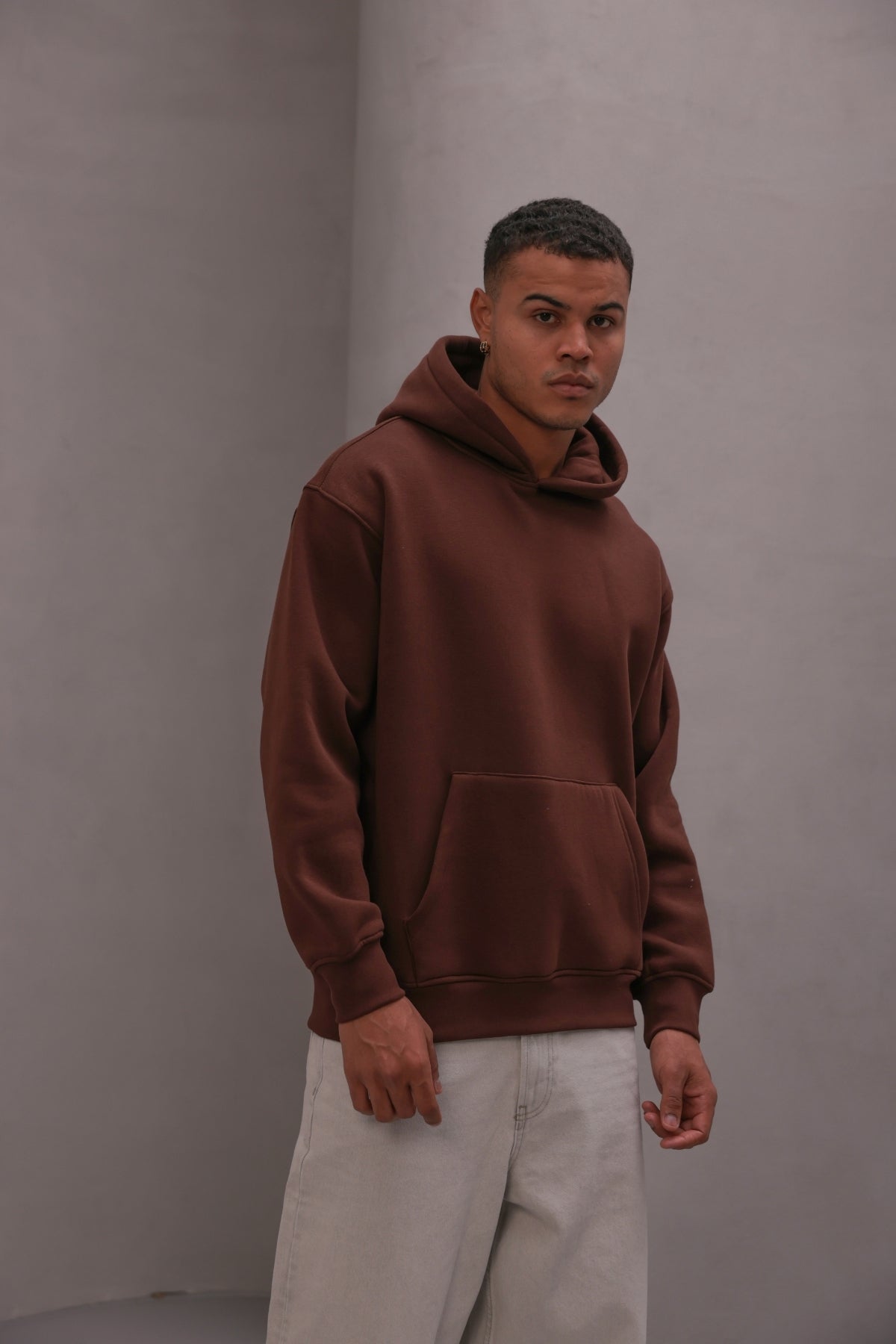 Erkek Oversize Sweatshirt Hoodie Basic Kahverengi – Kapüşonlu, 3 İplik , Kanguru Cepli