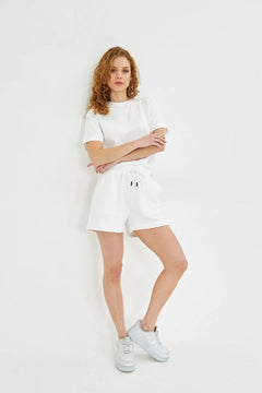 Kadın Konforlu %100 Pamuk Kısa Kollu Günlük Tişört