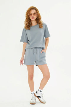 Pamuklu Relax Konforlu Oversize Kadın Tişört ve Şort Takımı