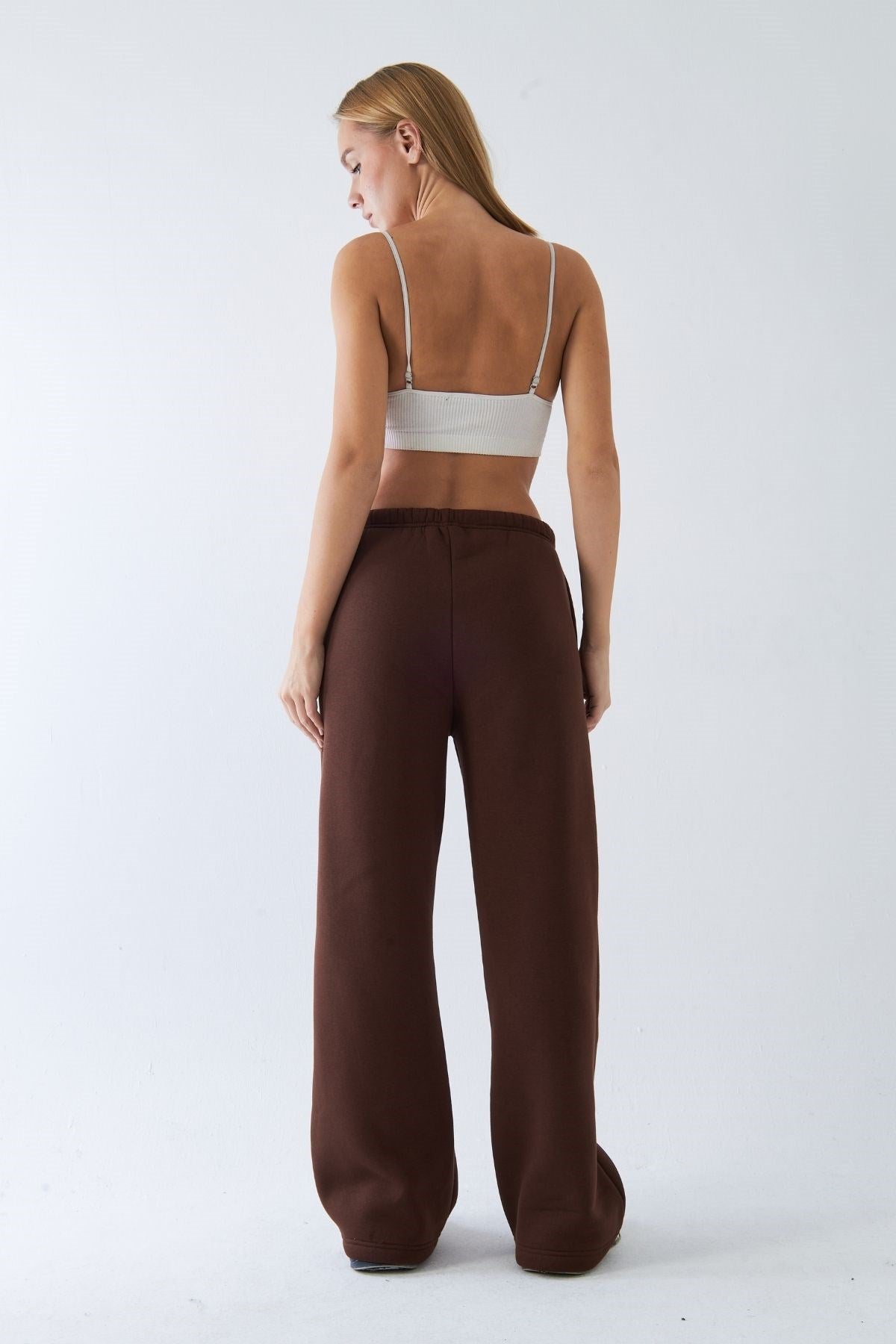 Oversize Unisex Eşofman Altı Kahverengi – 3 İplik Şardonlu, Bol Paça, Cepli, Modern Rahat Kesim