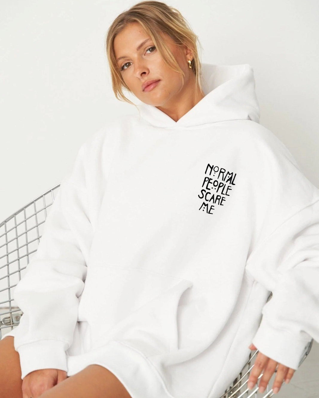Kapüşonlu İçi Polar Normal People Scare Me Baskılı Beyaz Unisex Hoodie Sweatshirt