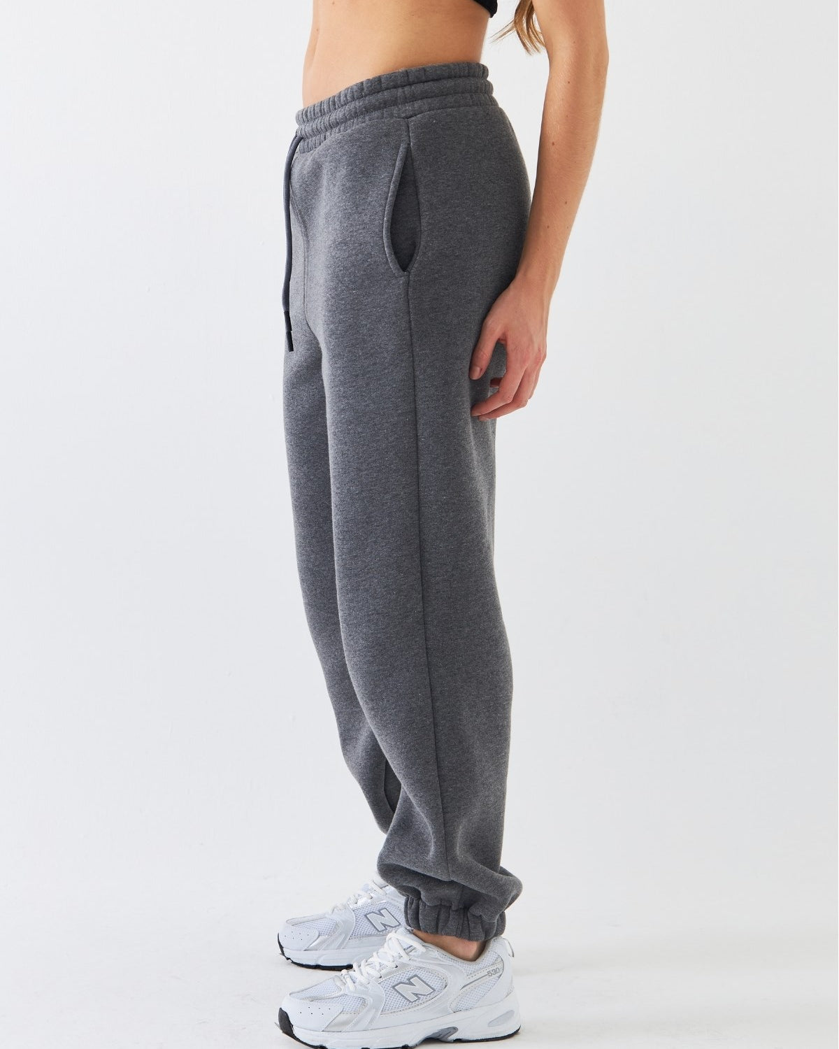 Oversize Unisex Eşofman Altı Füme Melanj – 3 İplik Şardonlu, Paça-Bel Lastikli, Cepli, Rahat Kesim