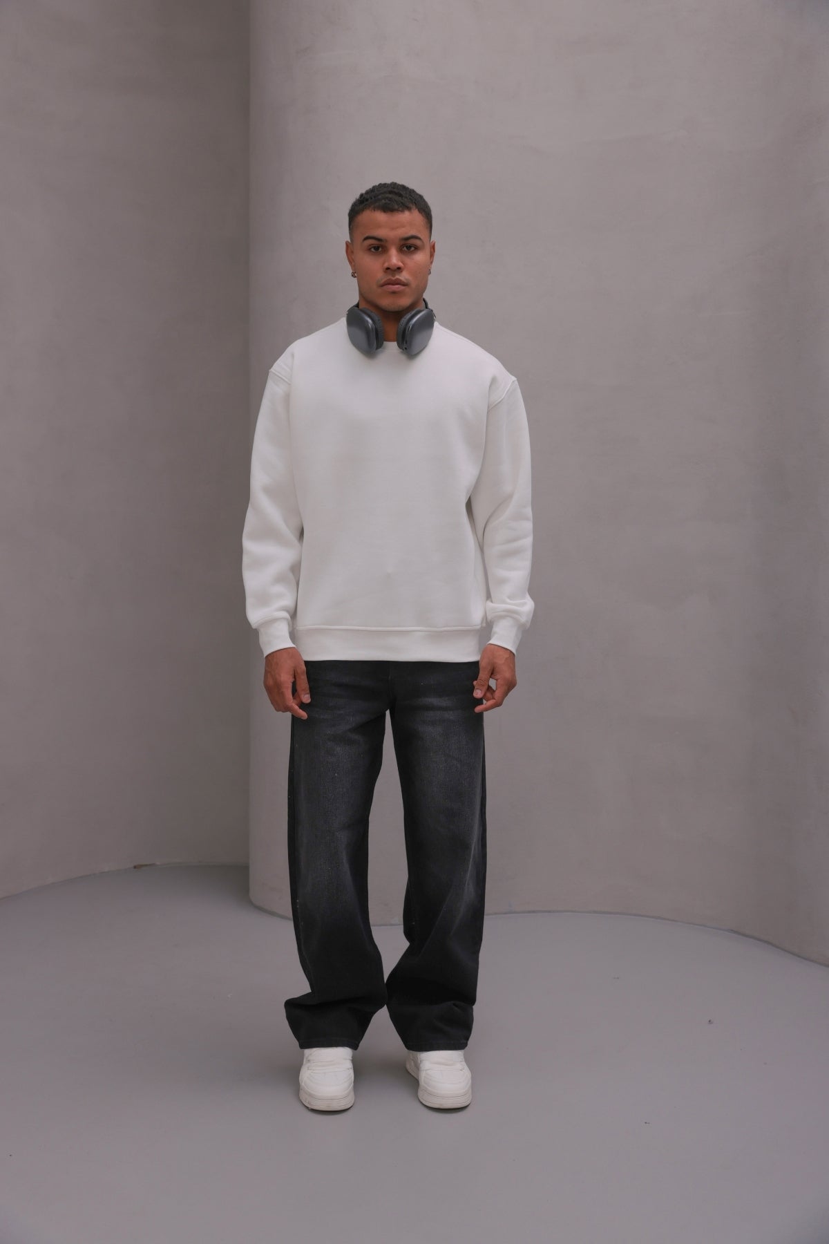 Erkek Oversize Sweatshirt Basic Beyaz – Bisiklet Yaka, 3 İplik Şardonlu Polar