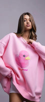 Kadın Beyaz Bisiklet Yaka Sweatshirt – Pembe Ördek Baskılı 3 İplik Şardonlu Oversize