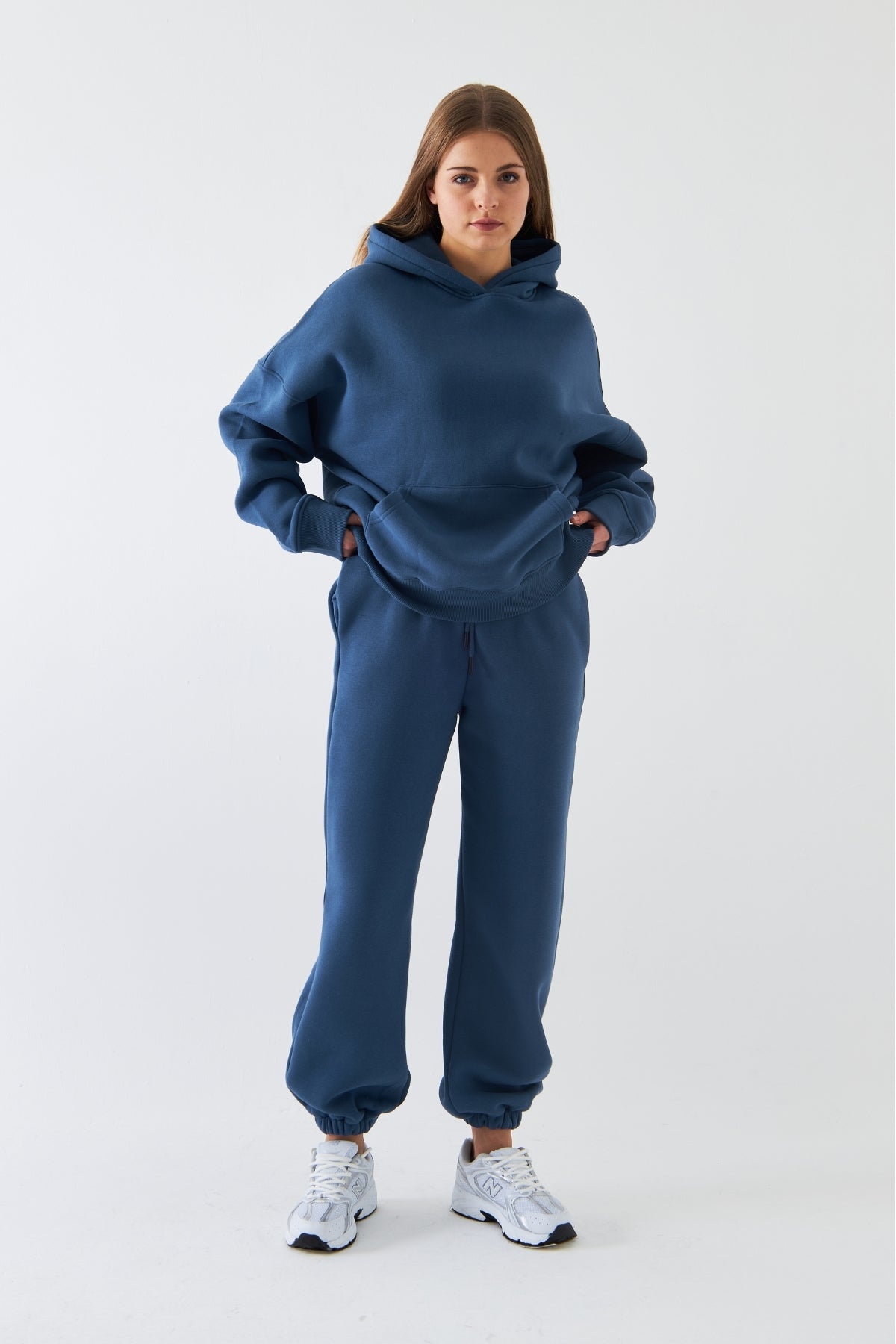 Oversize Unisex Eşofman Takımı Marine – Basic, 3 İplik Şardonlu Polar; Kapüşonlu Üst, Lastikli Alt