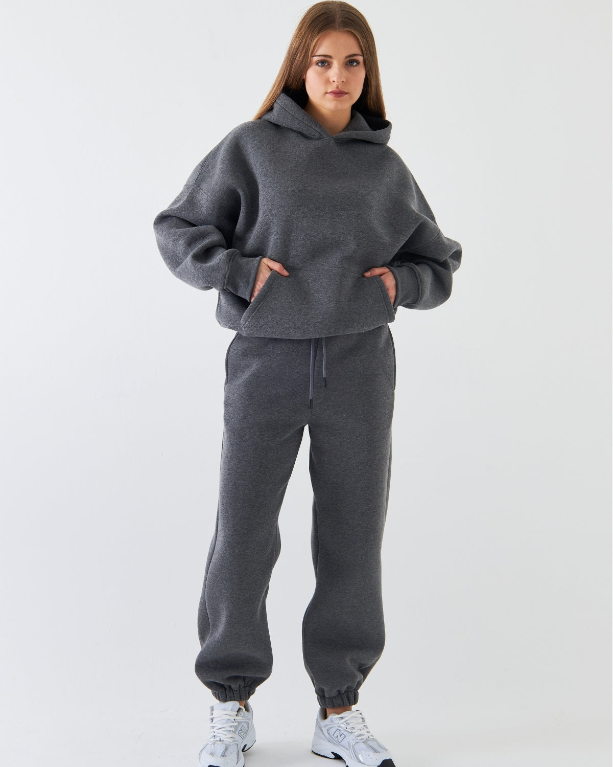 Oversize Unisex Eşofman Takımı Füme Melanj – Basic, 3 İplik Polar; Kapüşonlu Üst, Lastikli Alt