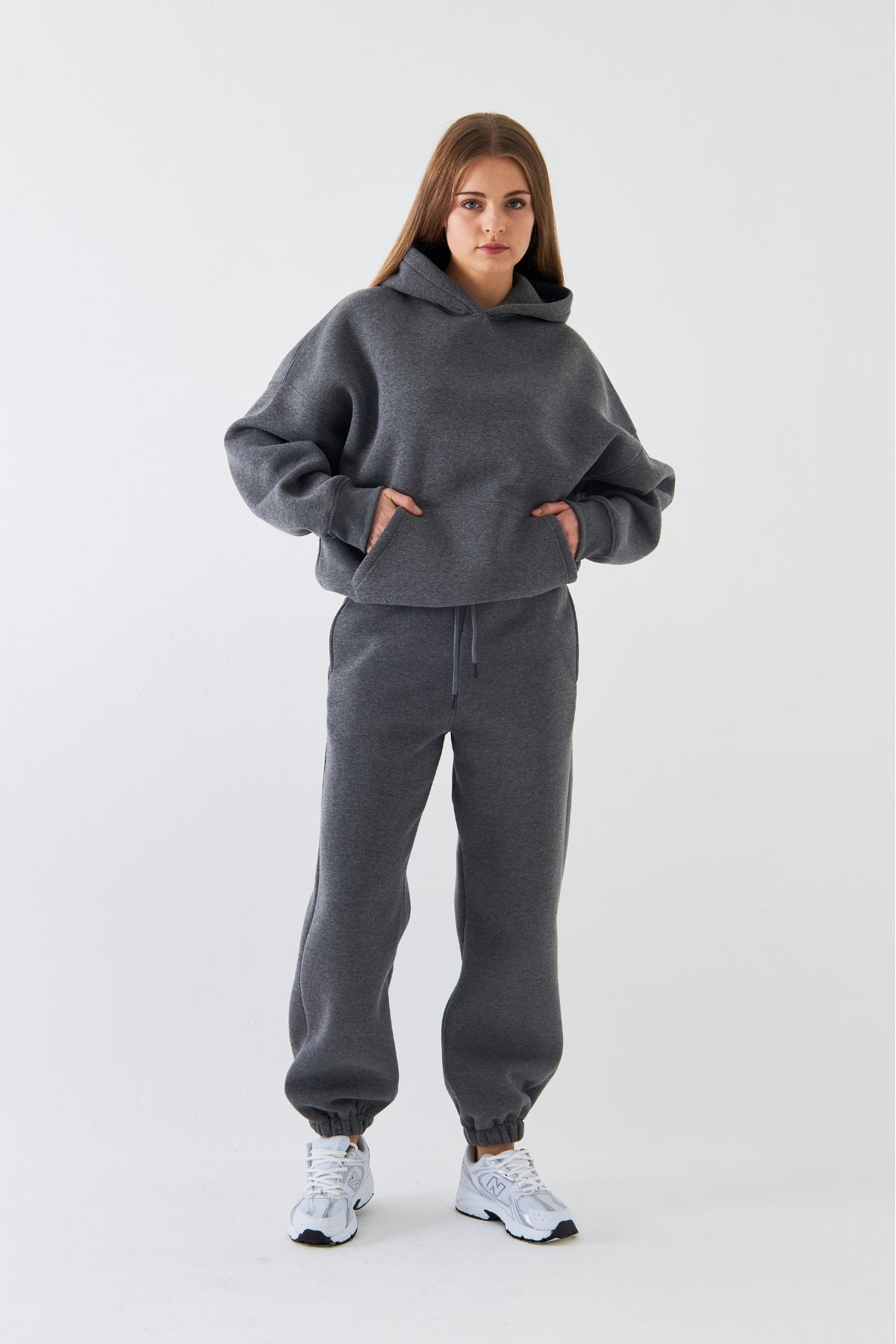 Oversize Unisex Eşofman Takımı Füme Melanj – Basic, 3 İplik Polar; Kapüşonlu Üst, Lastikli Alt