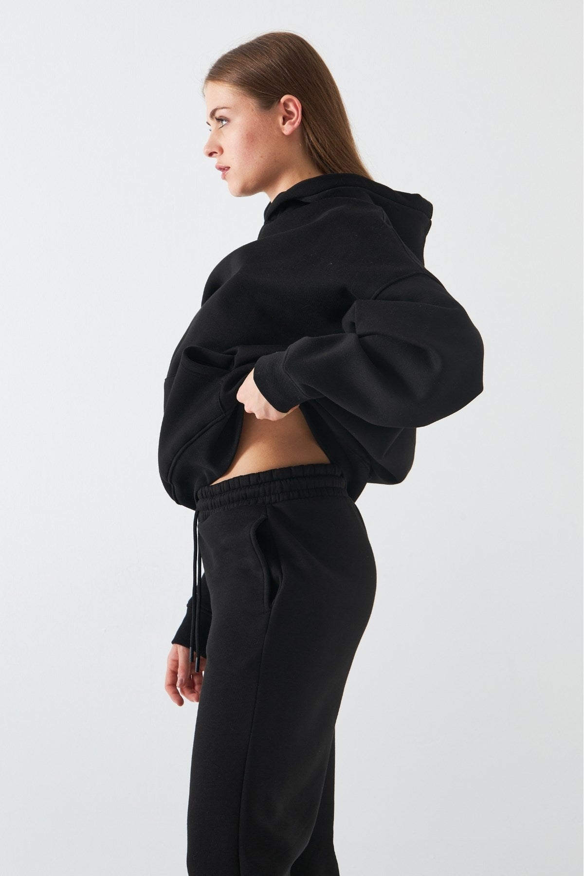 Oversize Unisex Sweatshirt Hoodie Siyah – Kapüşonlu, 3 İplik Şardonlu Polar, Kanguru Cepli, Basic