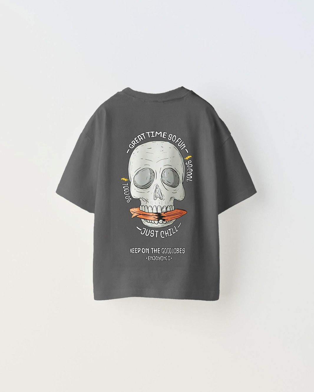 Great Time So Fun Yazılı Kuru Kafa Tasarım Baskılı Füme Çocuk T-Shirt