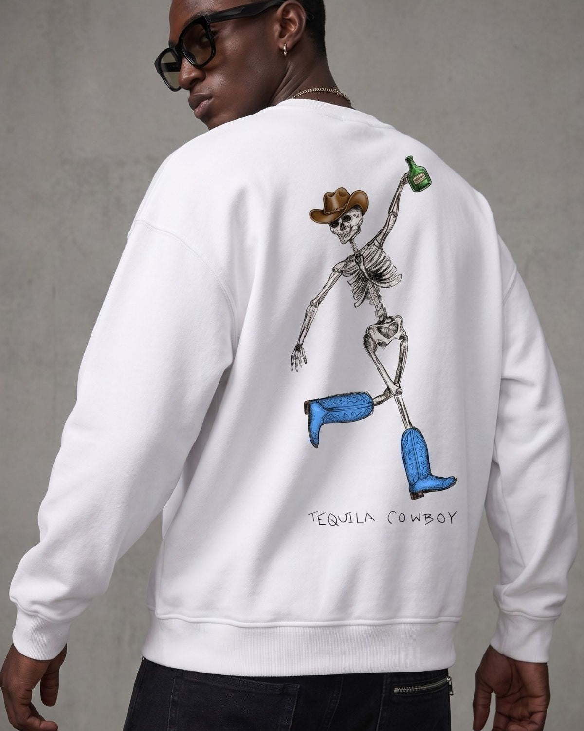 Erkek Oversize Sweatshirt Western Spirit Baskılı Beyaz – Bisiklet Yaka, 3 İplik Şardonlu Polar