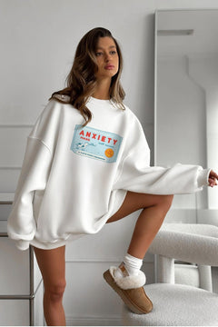 Kadın Oversize Sweatshirt Elbise Anxiety Bar Baskılı Beyaz – Bisiklet Yaka, 3 İplik Şardonlu Polar