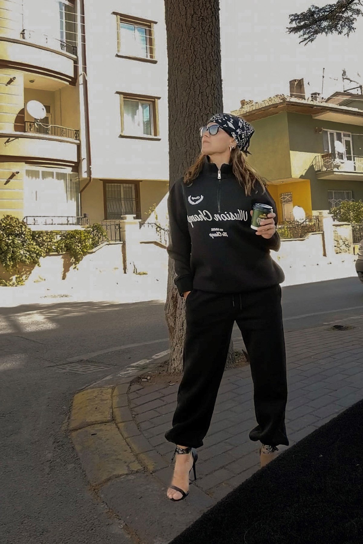 Unisex Oversize Ullusion Champ Baskılı Eşofman Takımı Siyah – Lastikli Bel ve Paça, Yarım Fermuar