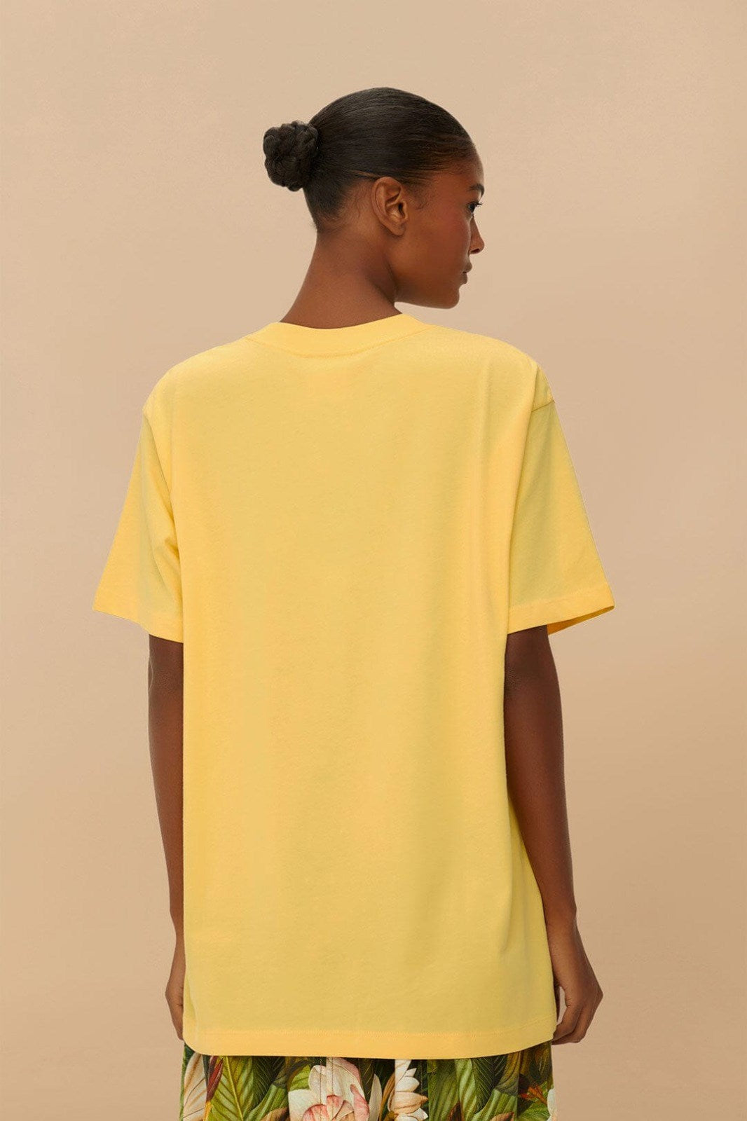 Kadın Sarı Oversize Banana Yazılı Tropikal Desenli Yazlık Tişört