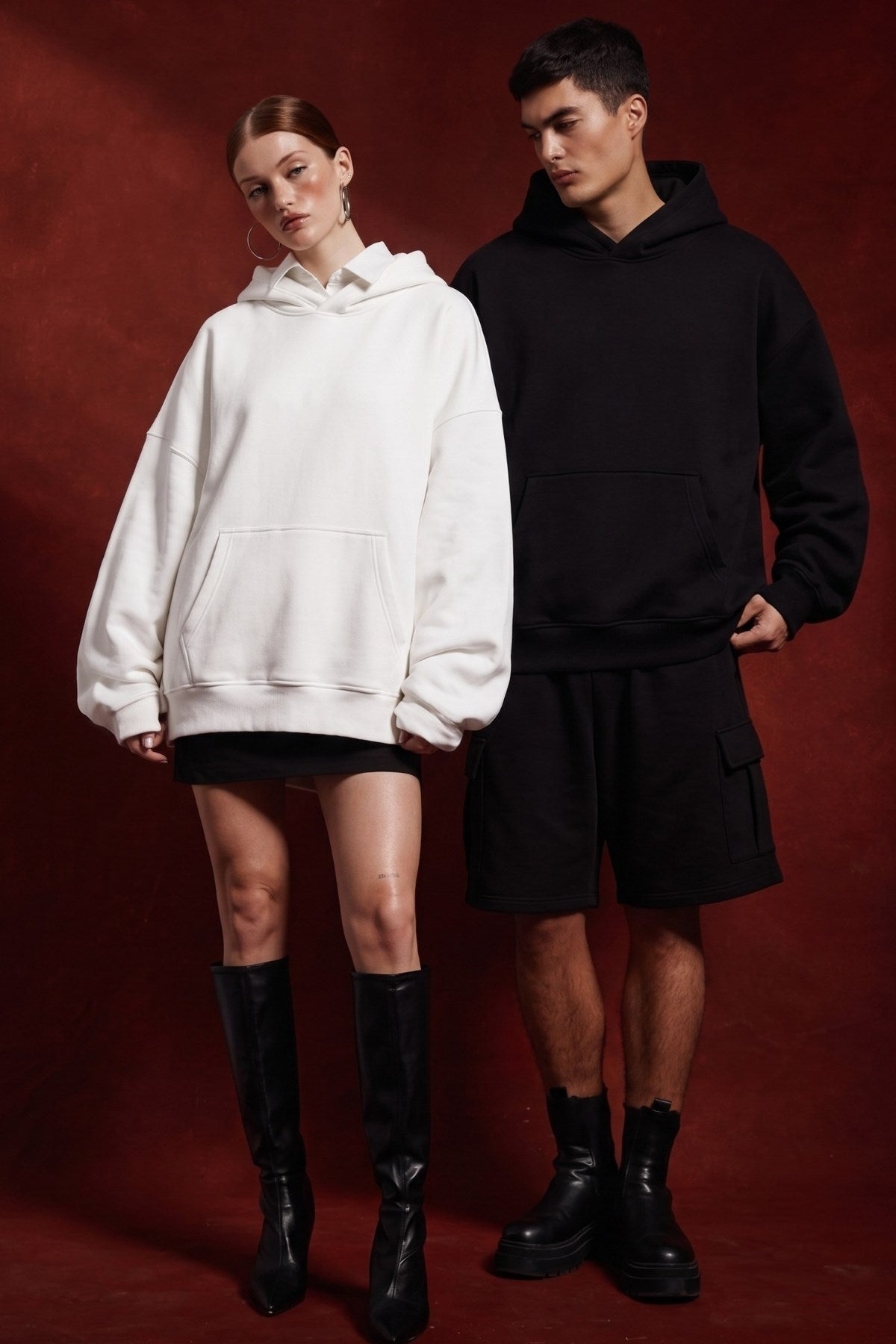 Unisex 2’li Oversize Basic Hoodie Siyah & Beyaz – Kapüşonlu, Cepli, 3 İplik Şardonlu Polar