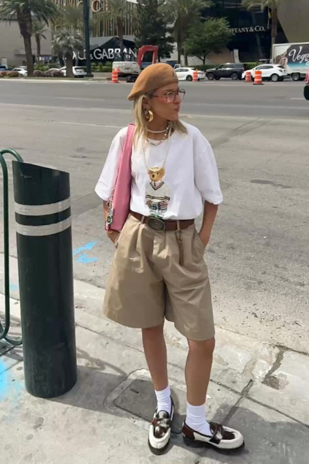 Kadın Preppy Ayıcık Baskılı Beyaz Oversize Kolej Stili Tişört