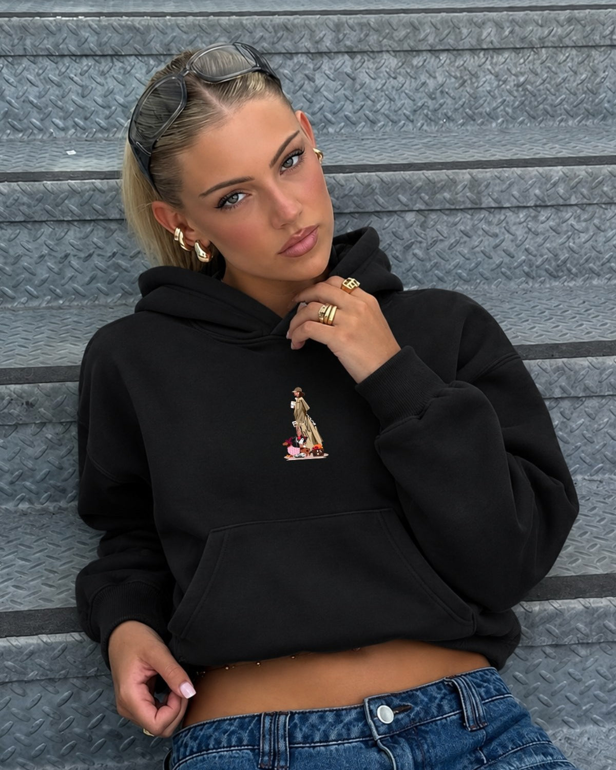 Kadın Oversize Hoodie City Walk Baskılı Siyah – Kapüşonlu, Kanguru Cepli, 3 İplik Polar