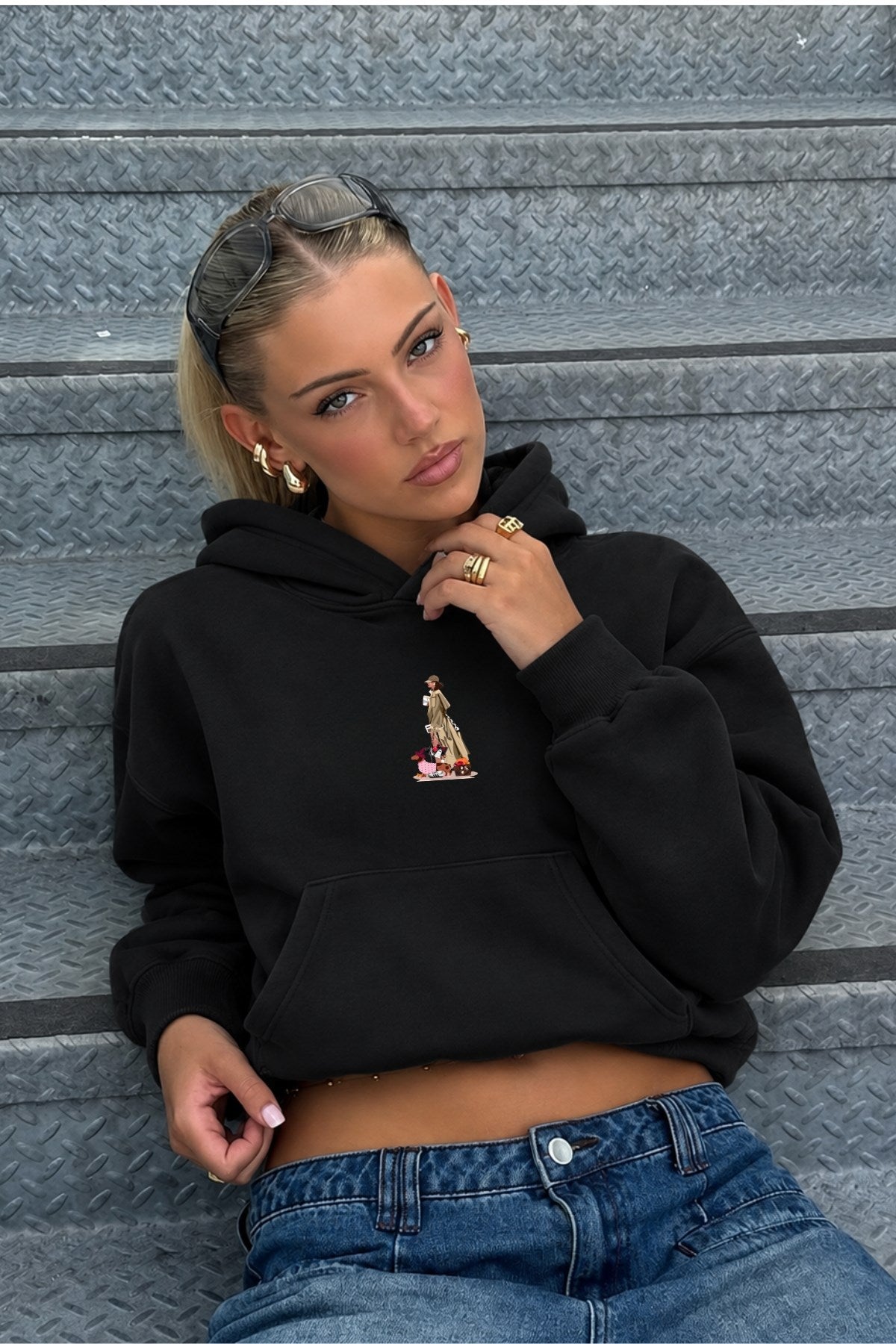 Kadın Oversize Hoodie City Walk Baskılı Siyah – Kapüşonlu, Kanguru Cepli, 3 İplik Polar