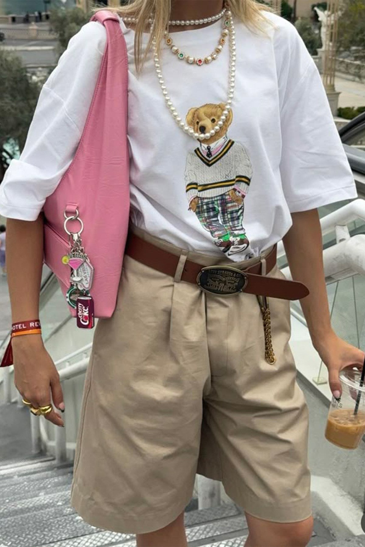 Kadın Preppy Ayıcık Baskılı Beyaz Oversize Kolej Stili Tişört