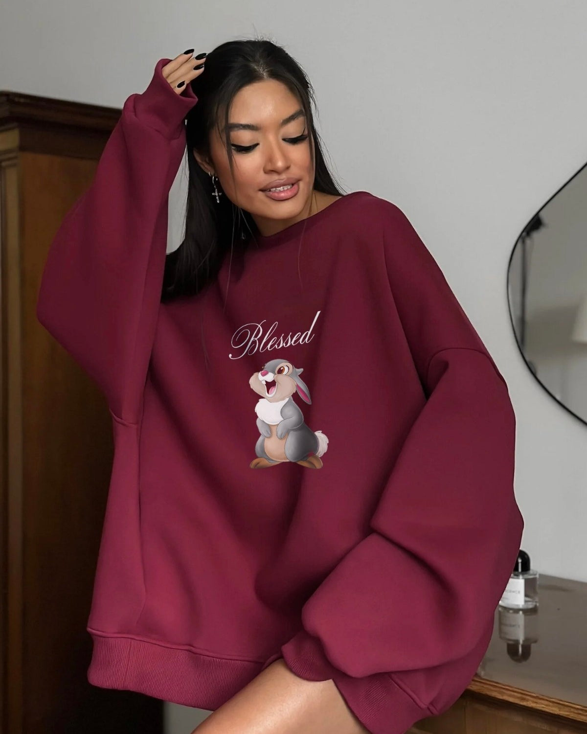Kadın Oversize Sweatshirt Elbise Blessed Bunny Baskılı Bordo – Bisiklet Yaka, 3 İplik Şardonlu Polar