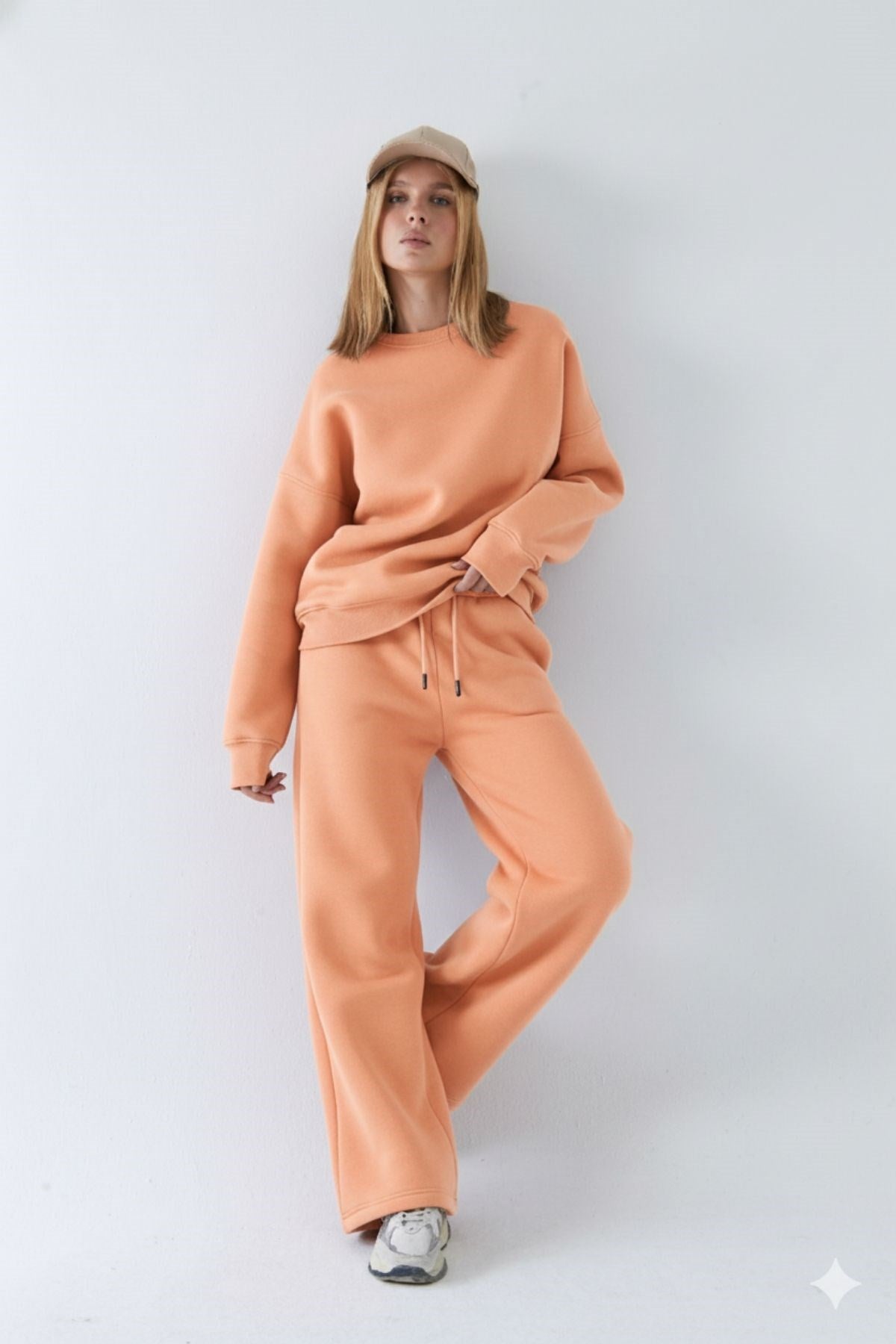 Unisex Oversize Eşofman Takımı Basic Turuncu – Bisiklet Yaka, Bol Paça, 3 İplik Şardonlu Polar