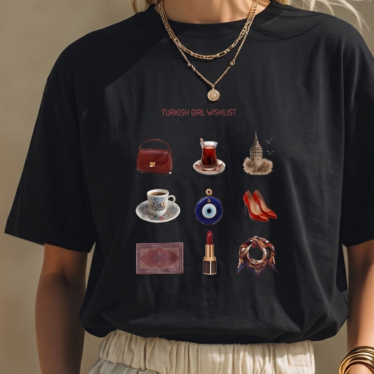 Kadın Oversize Tişört Turkish Girl Wishlist Baskılı Siyah – Bisiklet Yaka, Rahat Kalıp, %100 Pamuk
