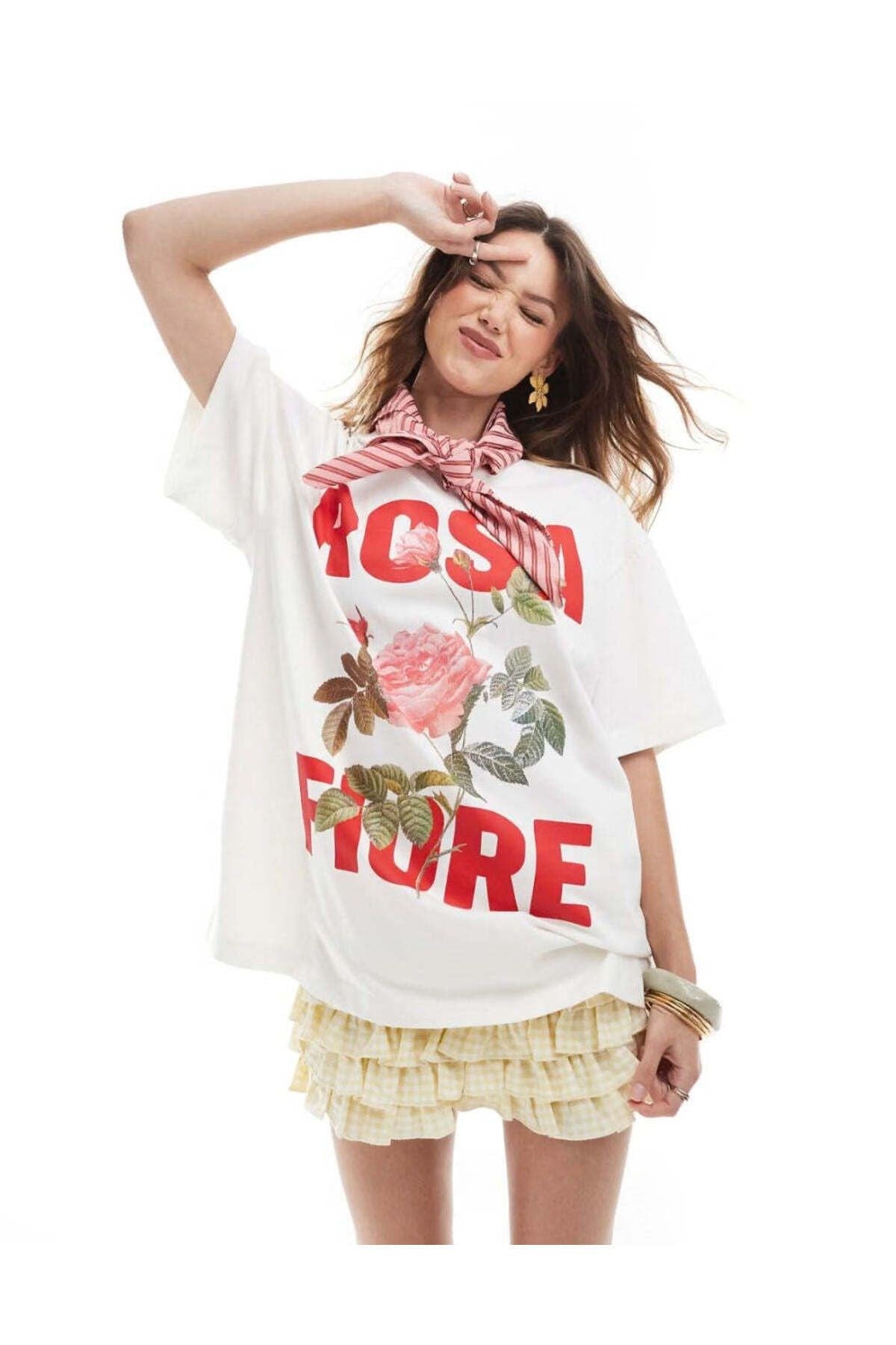 Rosa Fiore Gül Baskılı Kadın Oversize Tişört + Bez Çanta Hediyeli Kombin – %100 Pamuk