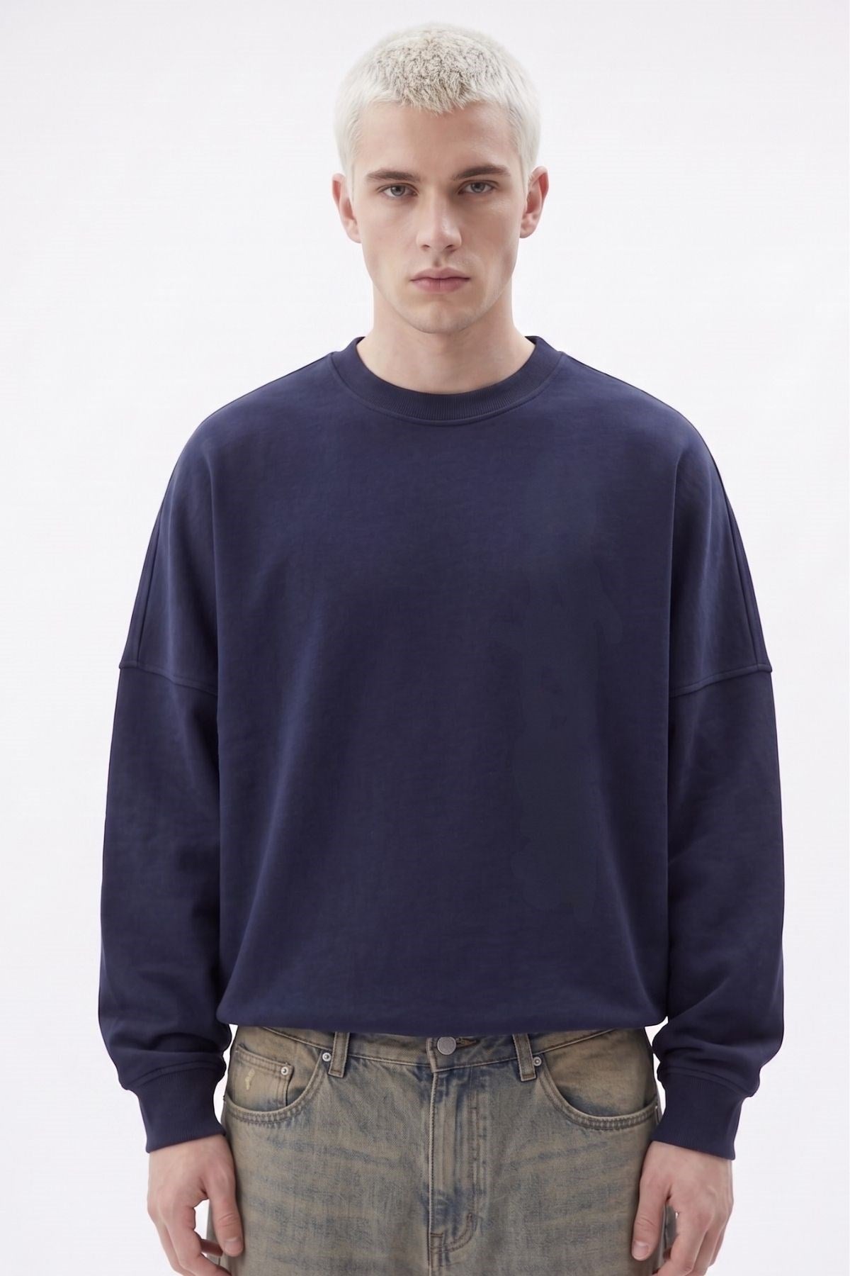 Erkek Oversize Sweatshirt Fantasy Back Baskılı Lacivert– Bisiklet Yaka, 3 İplik Şardonlu Polar