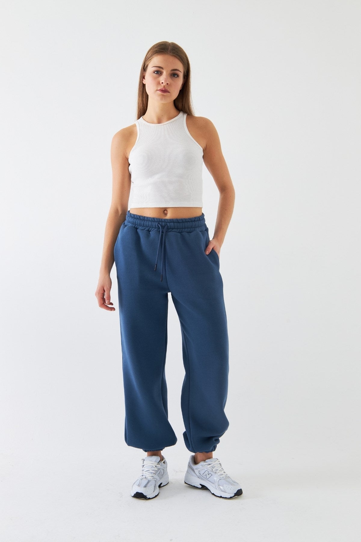 Oversize Unisex Eşofman Altı Marine – 3 İplik Şardonlu, Paça-Bel Lastikli, Cepli, Rahat Kesim