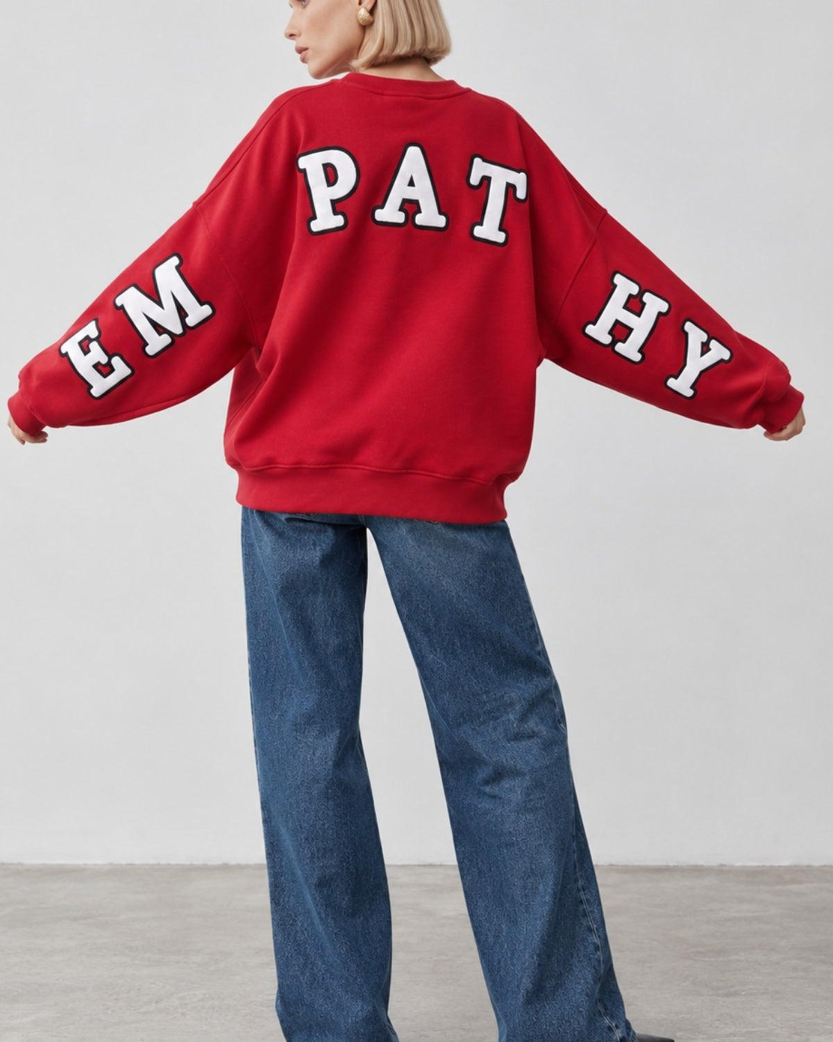 Kadın Oversize Sweatshirt Empathy 3D Baskılı Kırmızı – Bisiklet Yaka, 3 İplik Şardonlu Polar