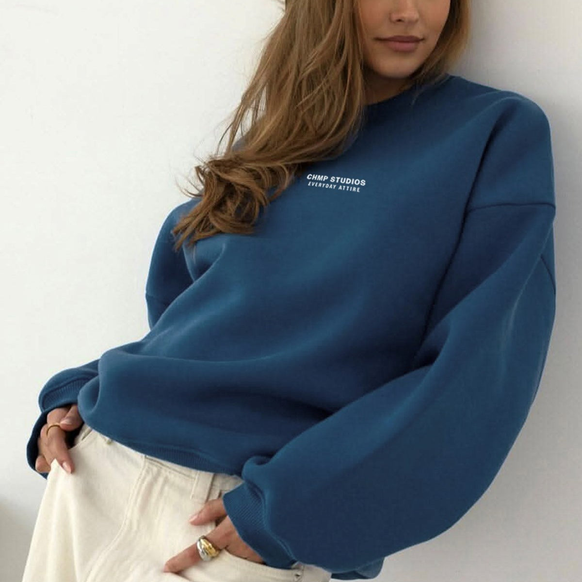 Kadın Oversize Sweatshirt CHMP STUDIOS Marine – Bisiklet Yaka, 3 İplik Şardounlu Polar